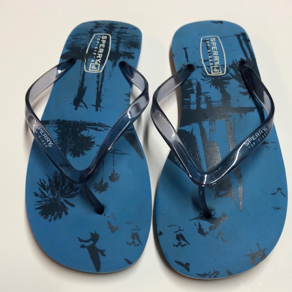 Like new, sperry sandals!